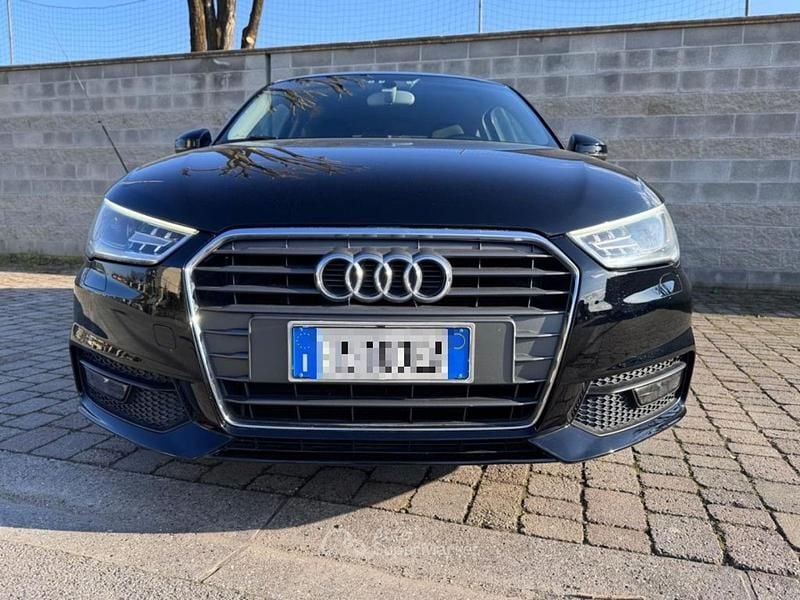 Usata Audi A1 Sport 116 CV (85 kW) 2015 Nero Utilitaria