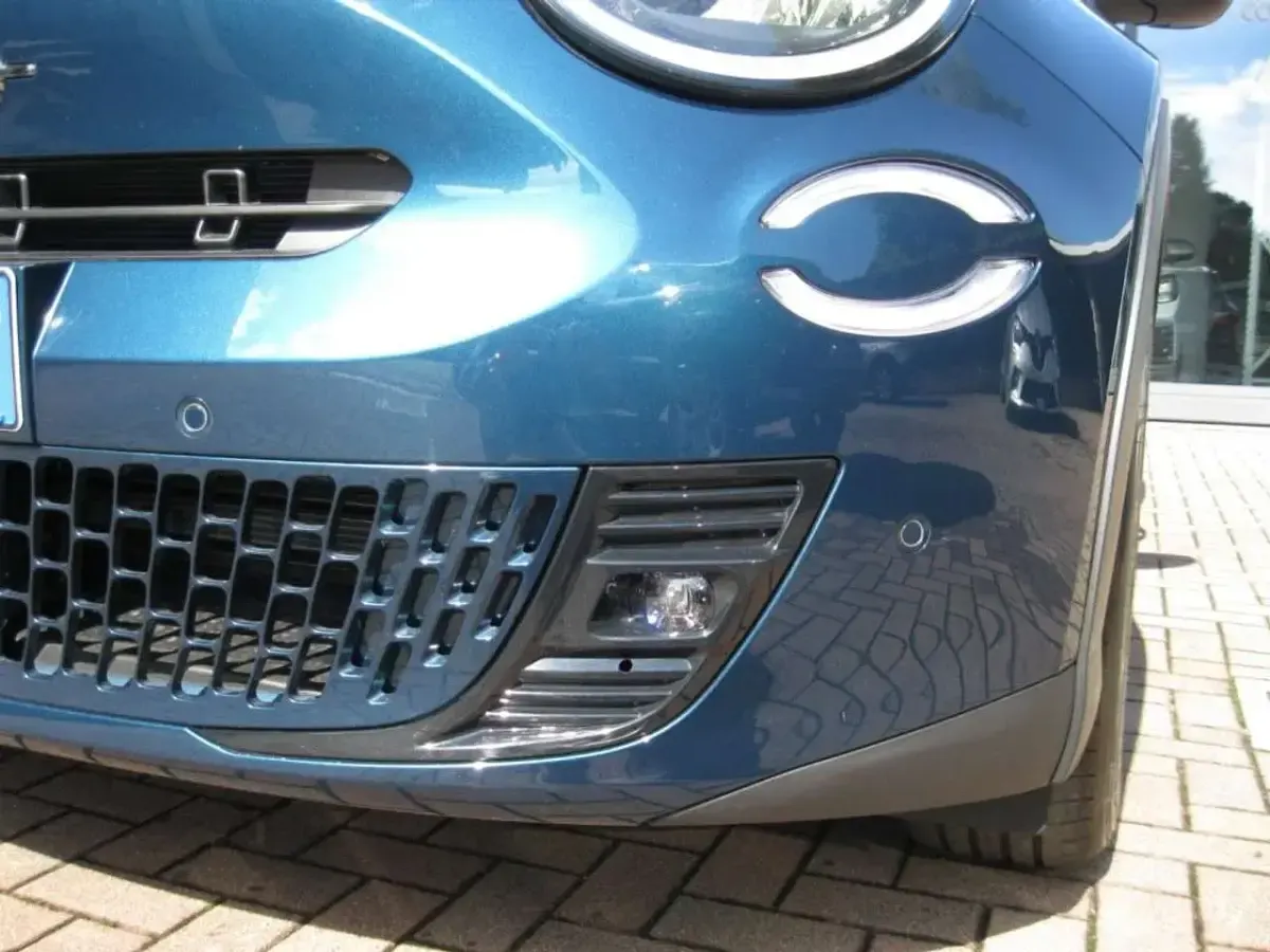 Nuova Fiat 600 Comfort 101 CV (74 kW) 2025 Verde mare SUV