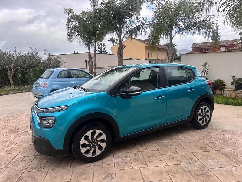 Usata Citroën C3 Feel 102 CV (75 kW) 2022 Verde Berlina