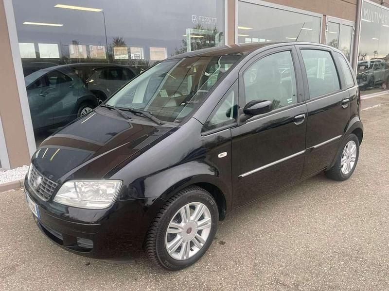 Usata Fiat Idea 90 CV (66 kW) 2008 Nero Monovolume