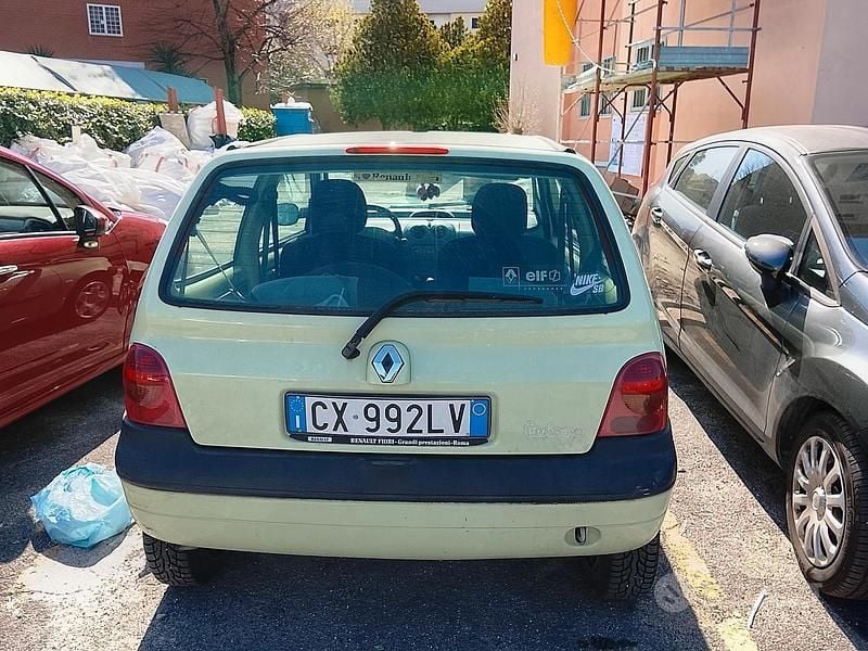 Usata Renault Twingo 58 CV (42 kW) 2005 Utilitaria