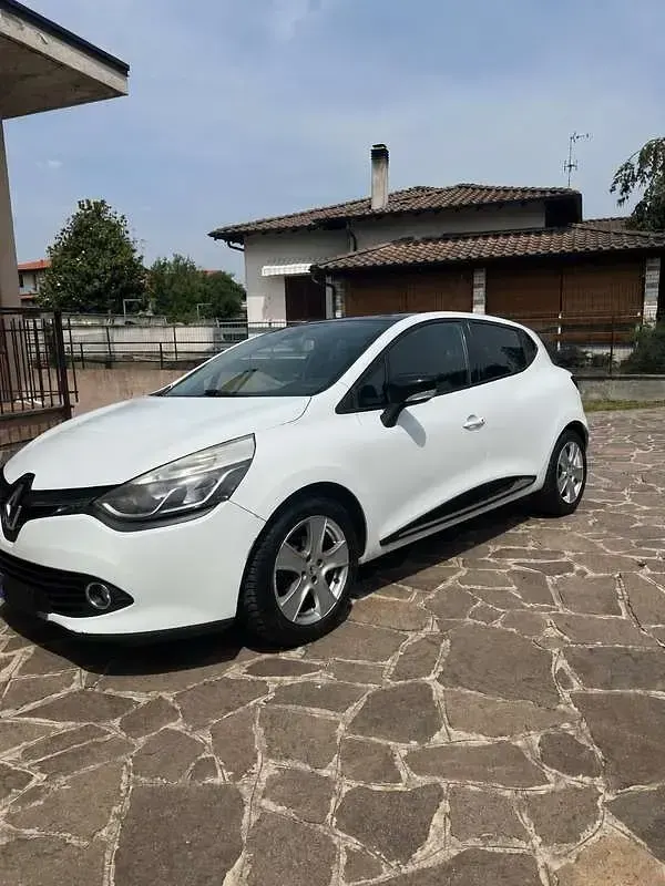 Usata Renault Clio IV 90 CV (66 kW) 2014 Bianco Berlina