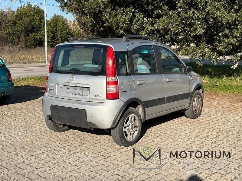 Usata Fiat Panda Climbing 60 CV (44 kW) 2008 Nero Utilitaria