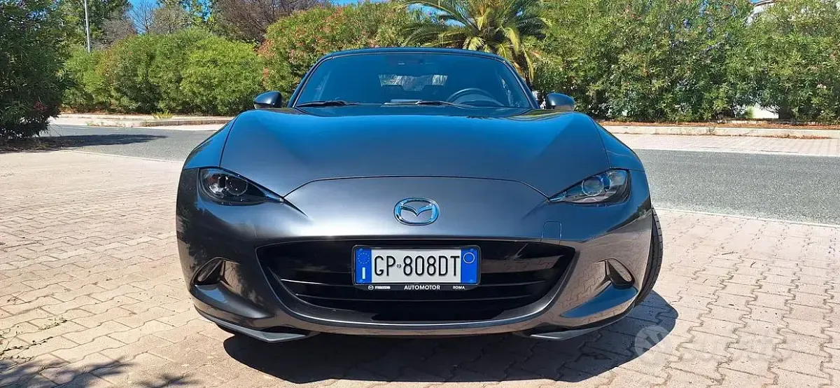 Usata Mazda MX5 132 CV (97 kW) 2023 Bluazzurro Cabrio
