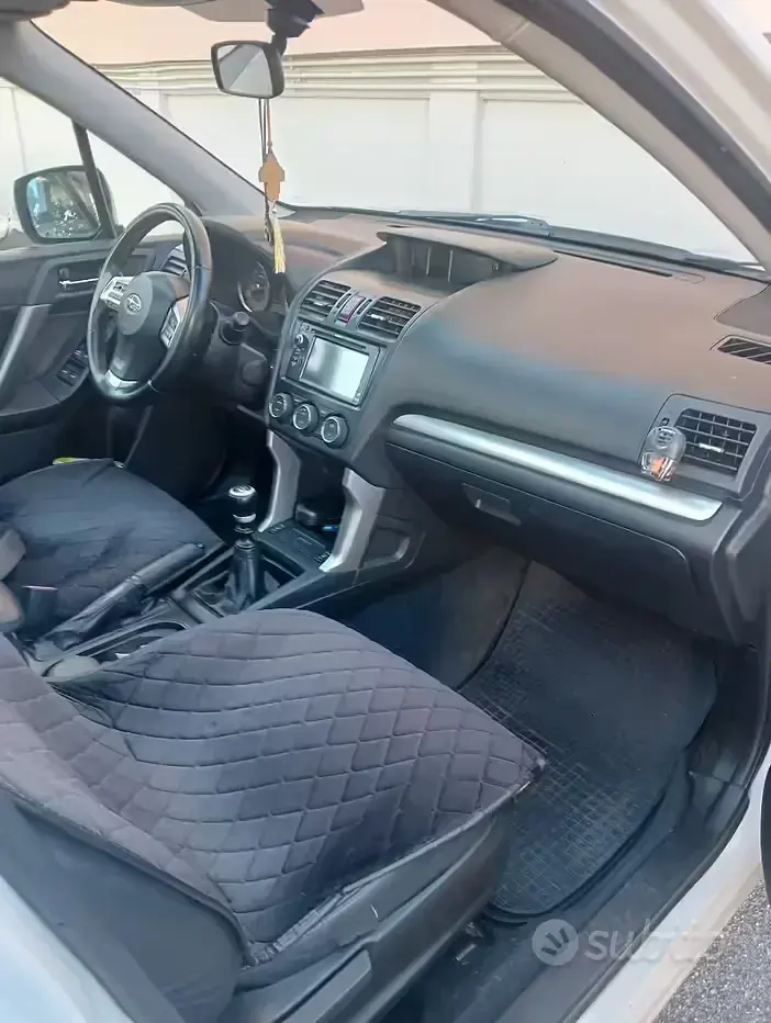 Usata Subaru Forester 147 CV (108 kW) 2014 Bianco SUV