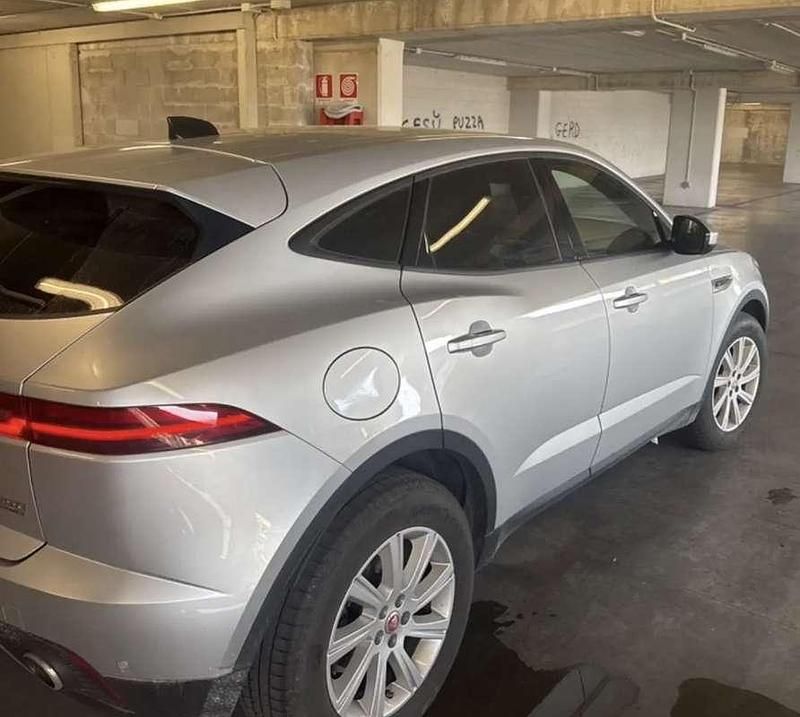Usata Jaguar E-Pace 150 CV (110 kW) 2020 Argento SUV
