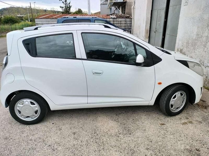 Usata Chevrolet Spark LS 68 CV (50 kW) 2010 Bianco Utilitaria