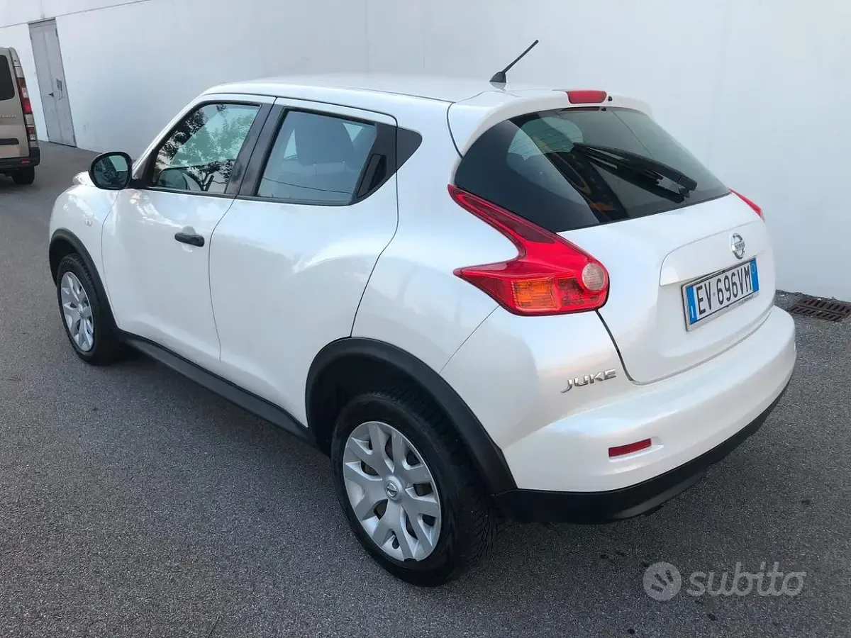 Usata Nissan Juke Acenta 117 CV (86 kW) 2014 Bianco SUV