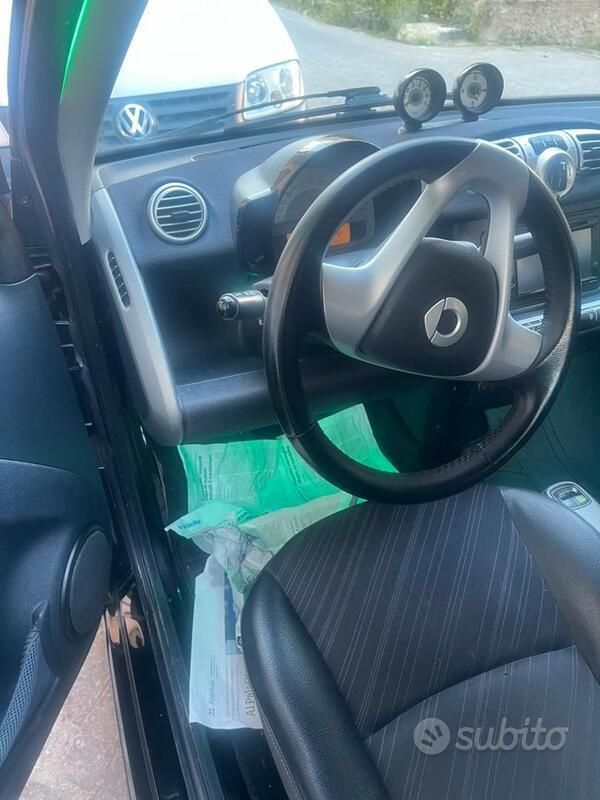Usata 2014 Smart ForTwo Coupé Cabrio | 8200 € (Ottimo prezzo) - Immagine 1/4