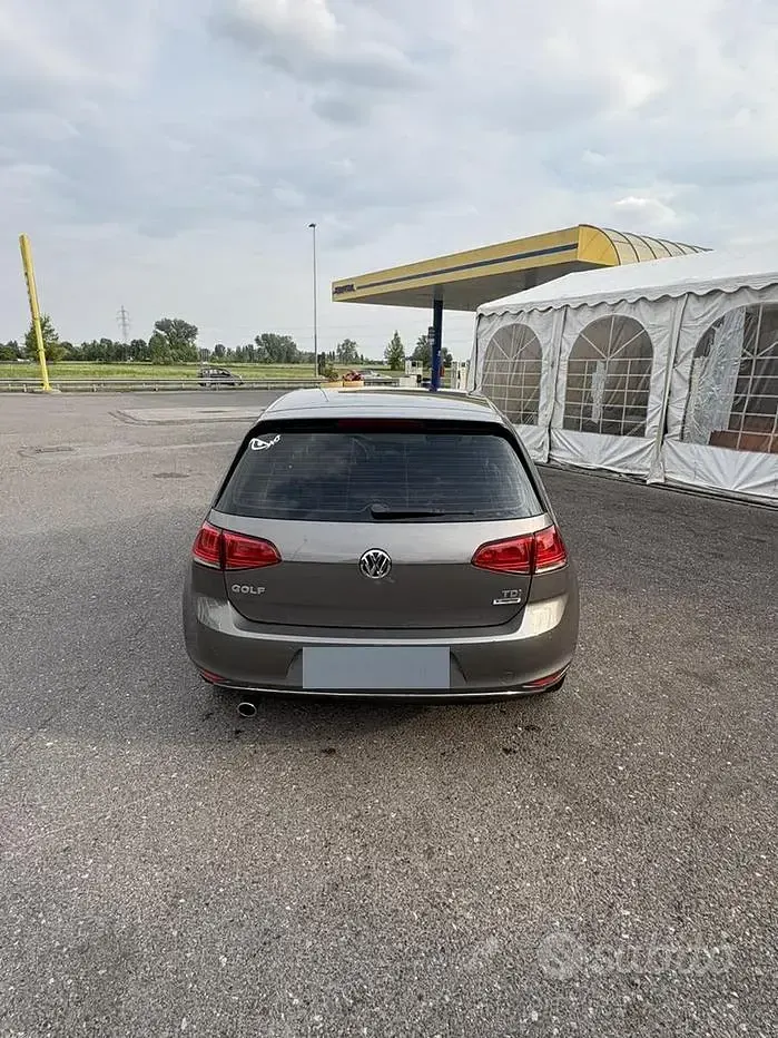 Usata VW Golf VII Comfortline 110 CV (80 kW) 2015 Grigio Berlina