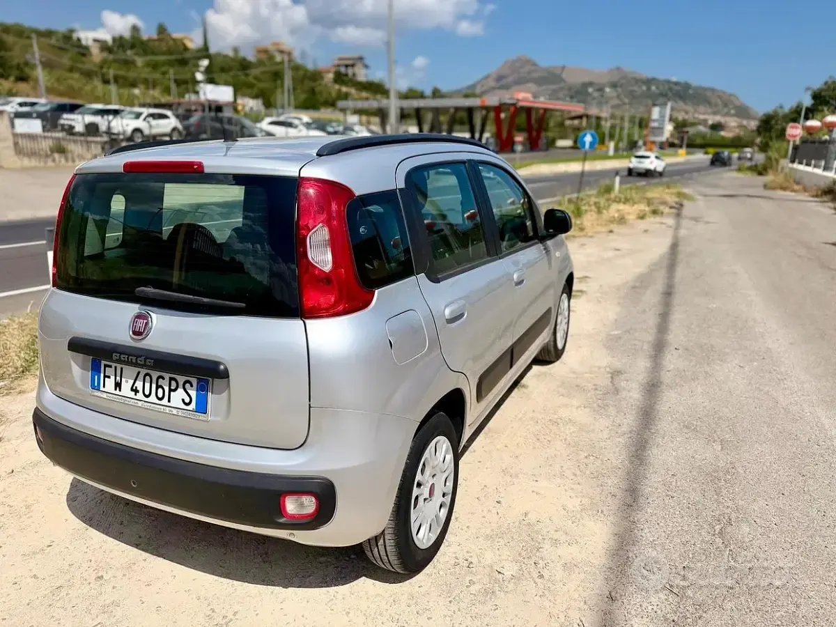 Usata Fiat Panda Connect 69 CV (50 kW) 2019 Grigio Utilitaria