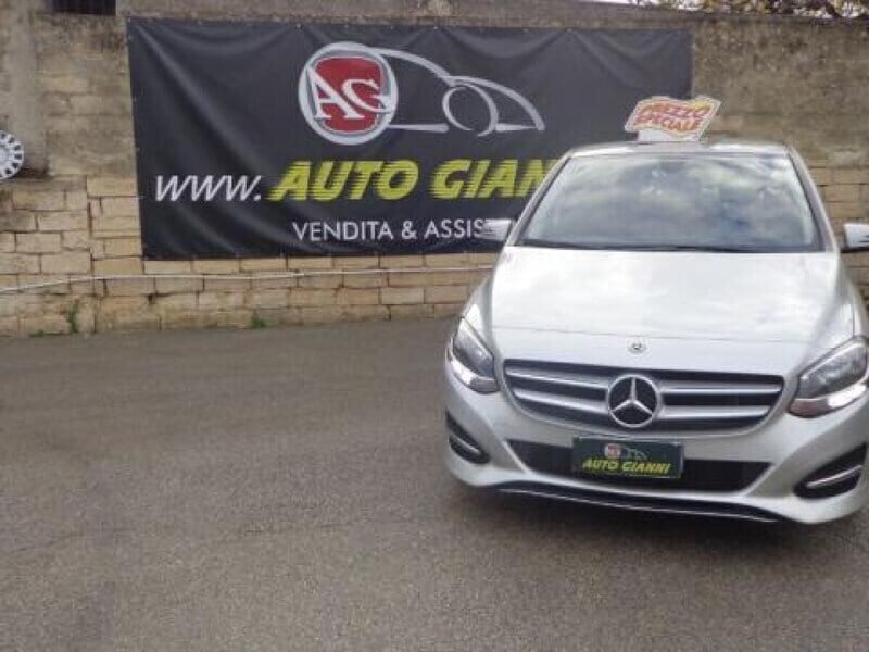 Usato 2018 Mercedes 180 1.5 Diesel 109 CV (15.000 €)