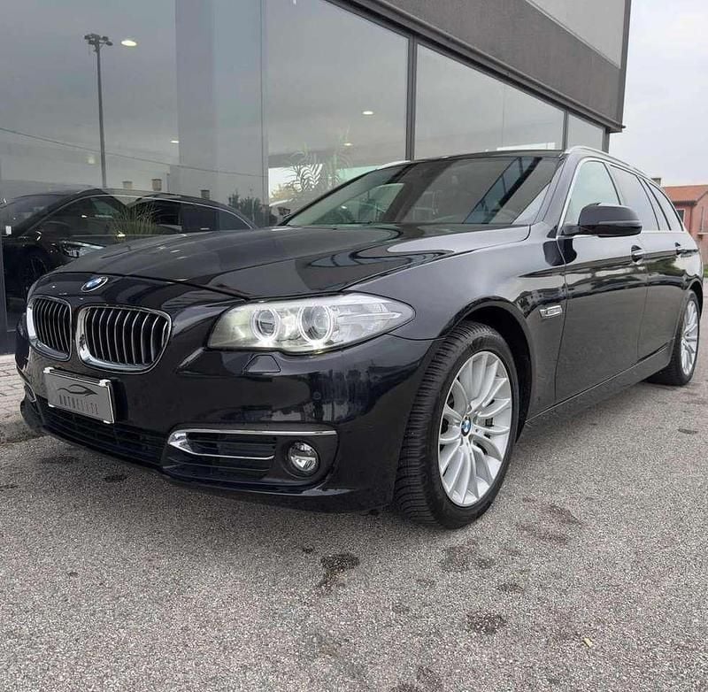 Nero Usata 2016 BMW 530 Luxury Line Station wagon | 18.900 € (Super prezzo) - Immagine 1/4