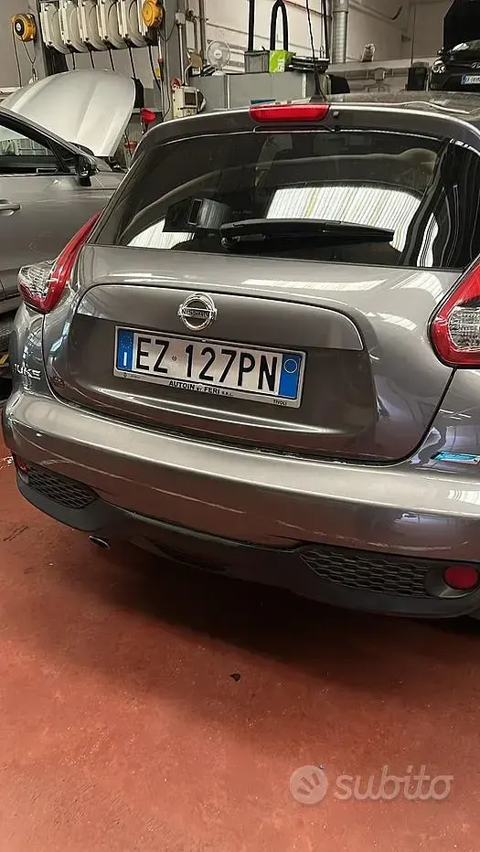Usata Nissan Juke 110 CV (80 kW) 2015 Grigio SUV