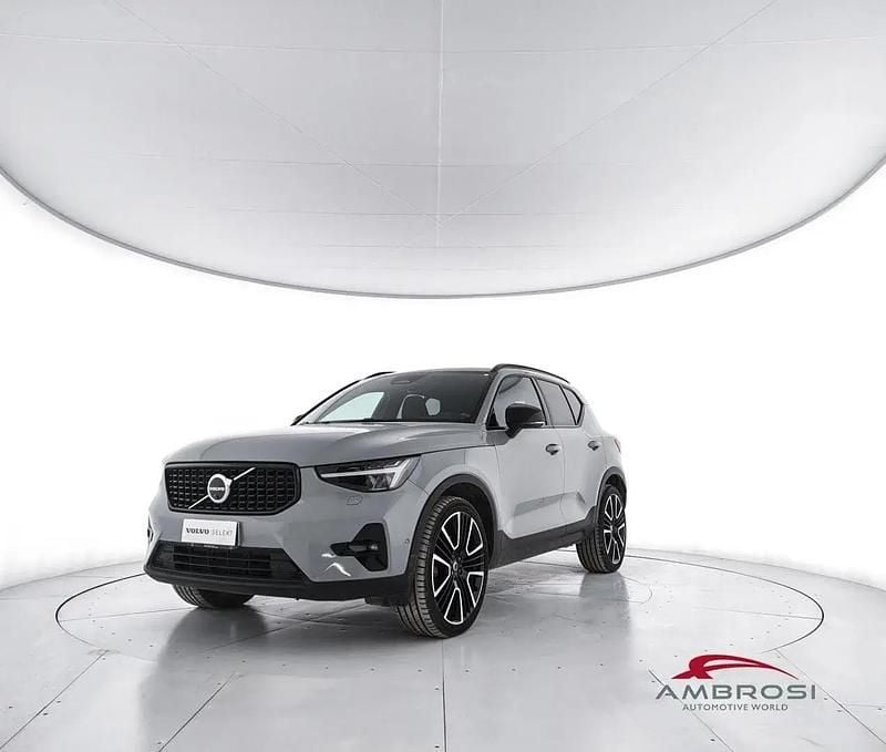 Usata Volvo XC40 Ultimate 163 CV (119 kW) 2023 Grigio SUV