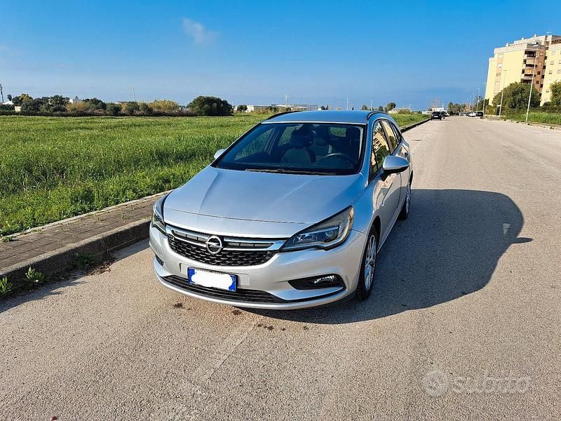 Usata Opel Astra 110 CV (80 kW) 2016 Grigio Station wagon