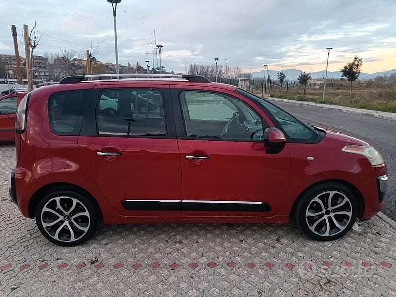 Rosso Usata 2013 Citroën C3 Picasso Monovolume | 3000 € (Super prezzo) - Immagine 1/4