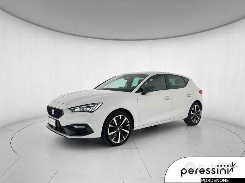 Bianco Usata 2021 Seat Leon FR Tre volumi | 20.900 € (Cara) - Immagine 1/4