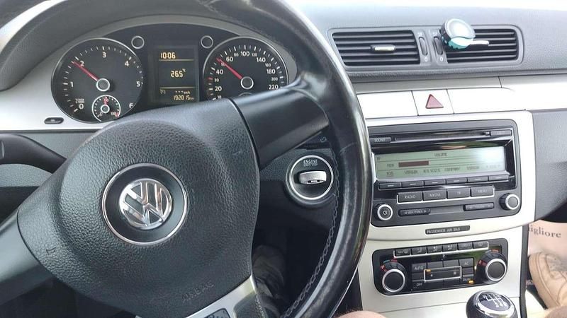 Usata VW Passat Comfortline 140 CV (102 kW) 2010 Station wagon