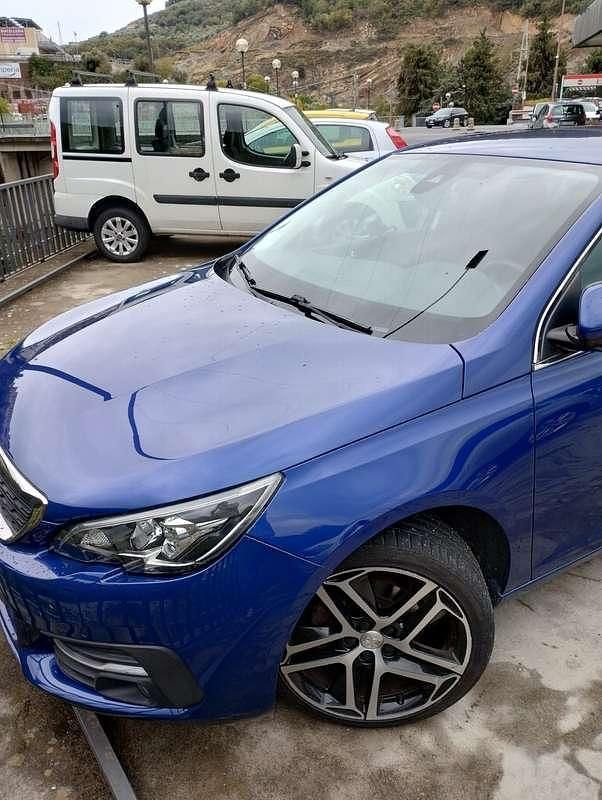 Usata Peugeot 308 Allure 120 CV (88 kW) 2017 Berlina
