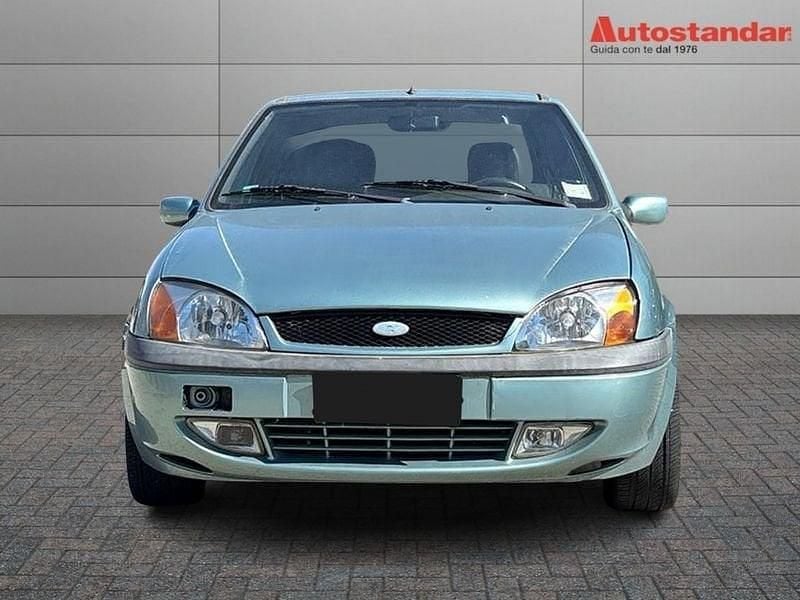Usata Ford Fiesta Ghia 75 CV (55 kW) 2001 Blu Utilitaria