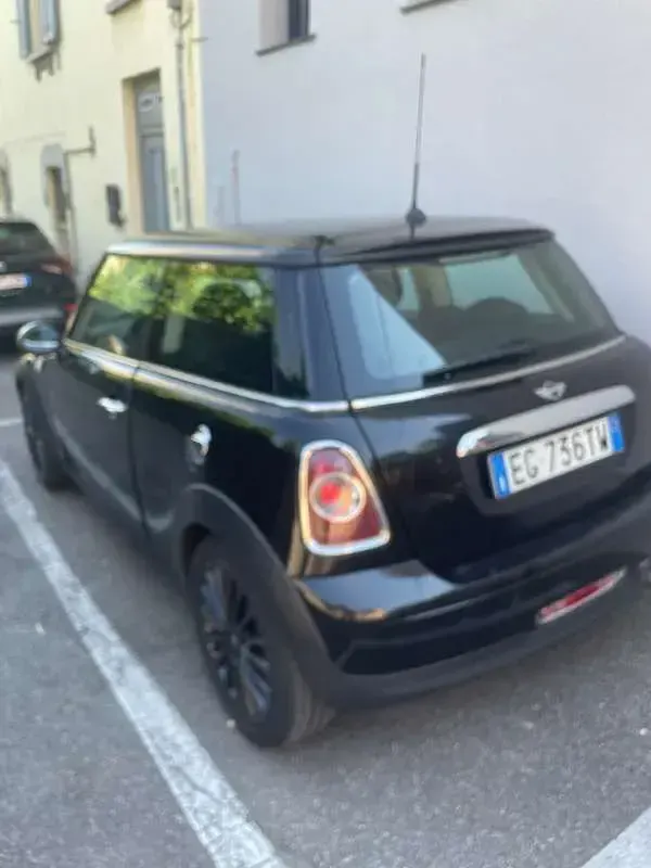 Usata Mini One D 90 CV (66 kW) 2011 Nero Utilitaria