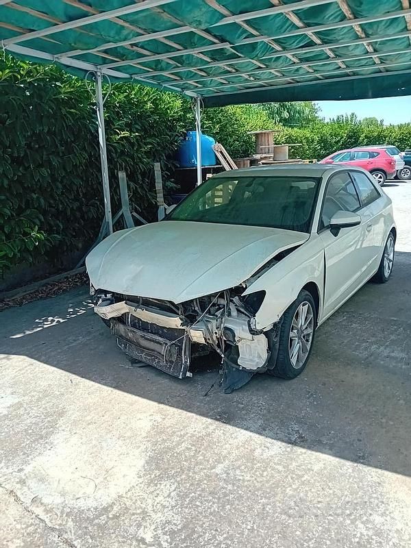 Usata 2014 Audi A3 | 3000 € - Immagine 1/4