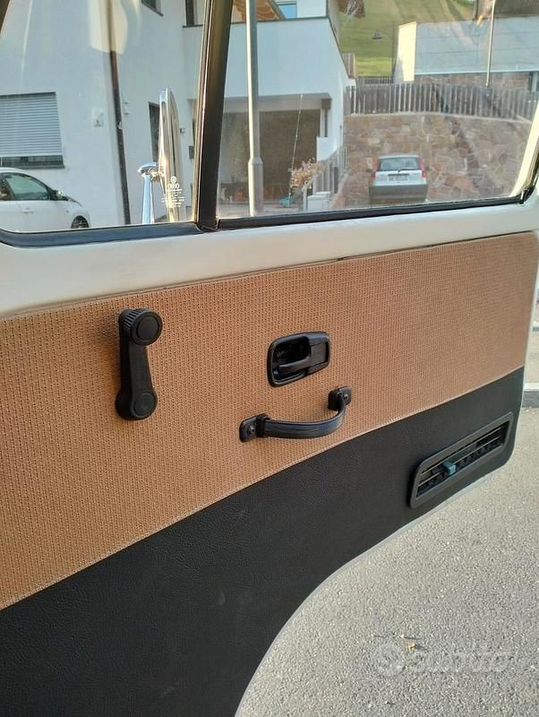 Usata VW T2 50 CV (36 kW) 1970 Marrone Furgone