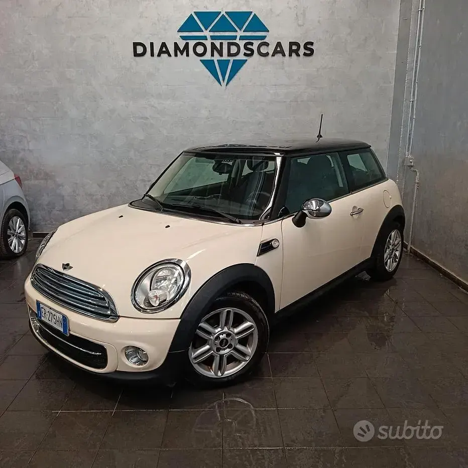 Usata Mini Cooper D Hype 112 CV (82 kW) 2013 Utilitaria
