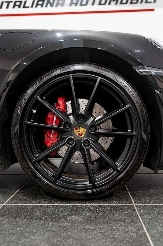 Usata Porsche 911 Carrera 385 CV (283 kW) 2019 Nero Coupé