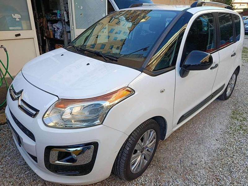 Bianco Usata 2016 Citroën C3 Picasso Exclusive Monovolume | 4900 € (Buon prezzo) - Immagine 1/4
