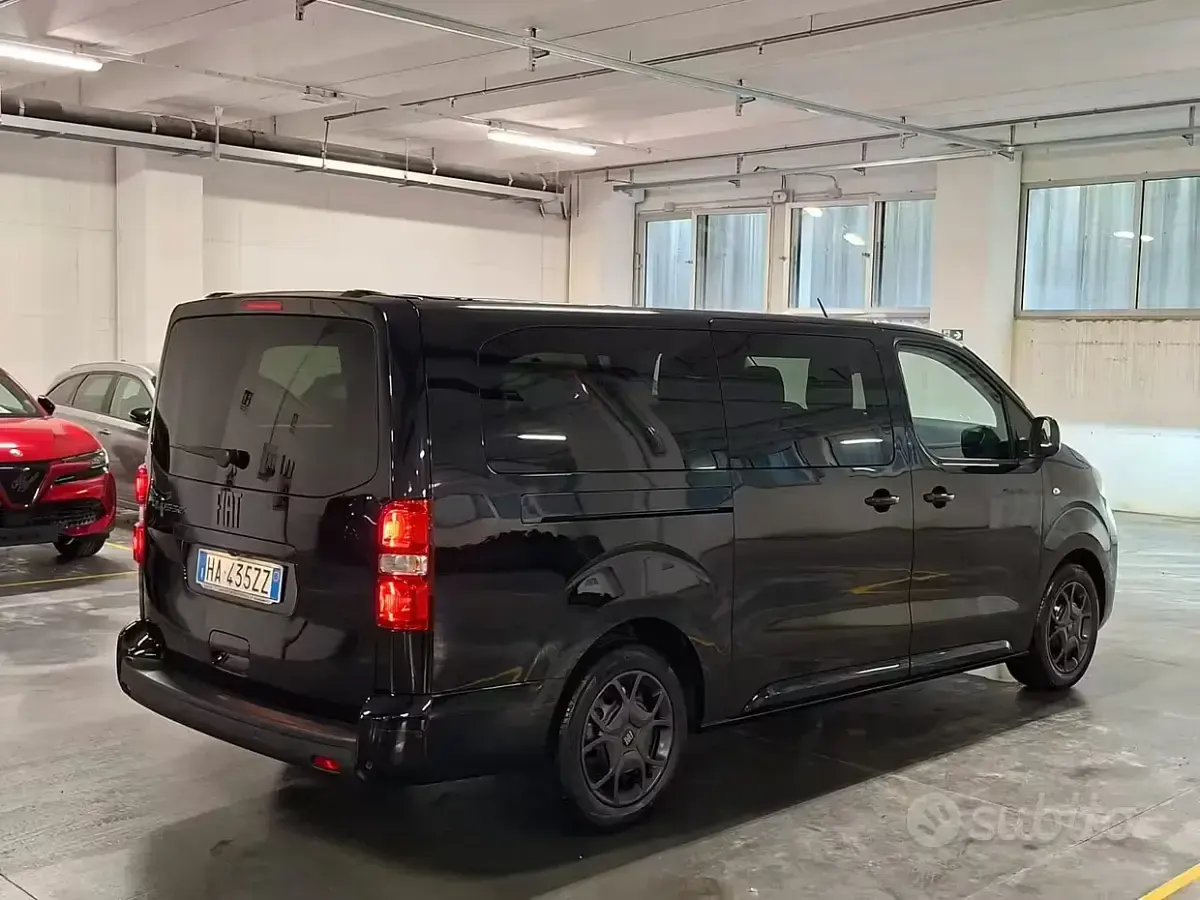 Usata Fiat E-Ulysse 130 kW (177 CV) 2025 Nero Monovolume