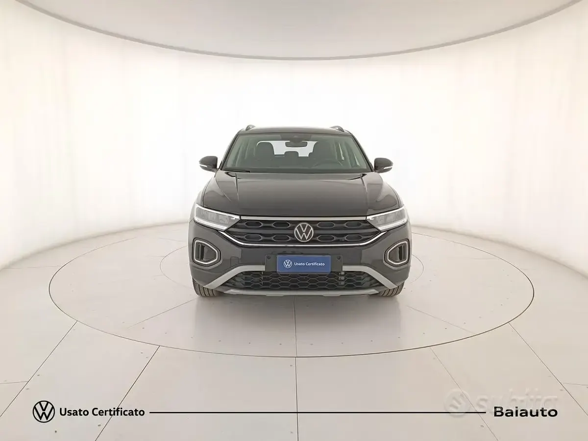 Usata VW T-Roc Life 150 CV (110 kW) 2025 Nero SUV