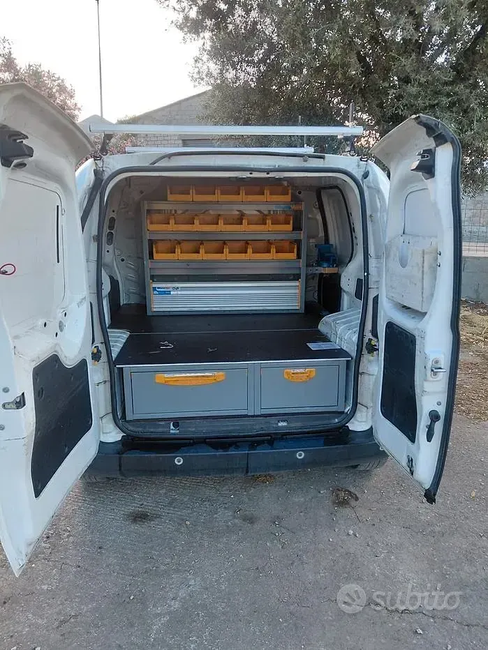 Usata Fiat Fiorino 80 CV (58 kW) 2018 Bianco Monovolume