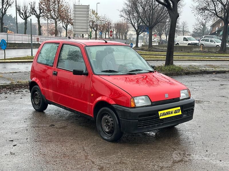 Usata Fiat Cinquecento 39 CV (28 kW) 1997 Rosso Utilitaria