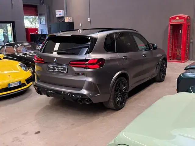 Usata BMW X5 M Competition Edition 624 CV (458 kW) 2025 Grigio pastello SUV