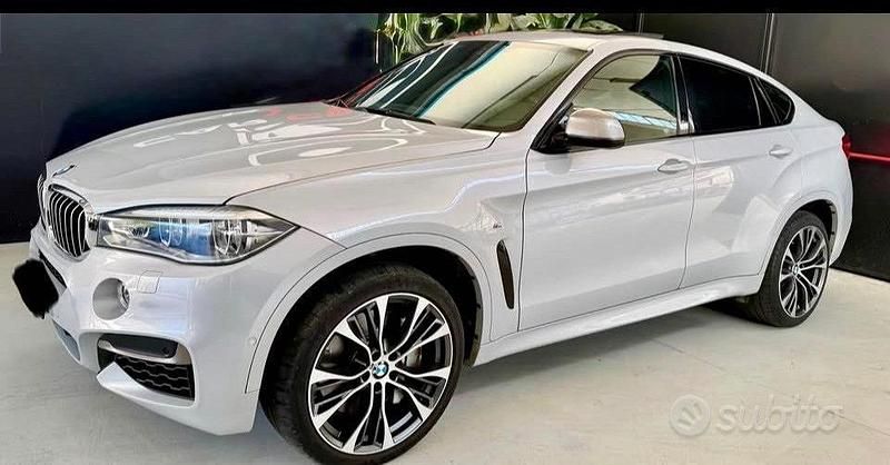 Usata BMW X6 M50 381 CV (280 kW) 2017 Blu SUV