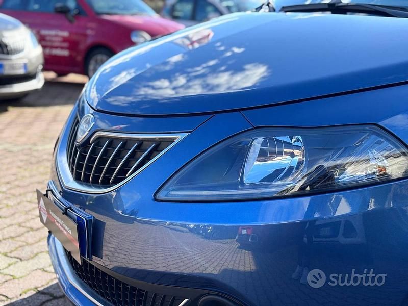 Usata Lancia Ypsilon S 69 CV (50 kW) 2022 Blu Utilitaria