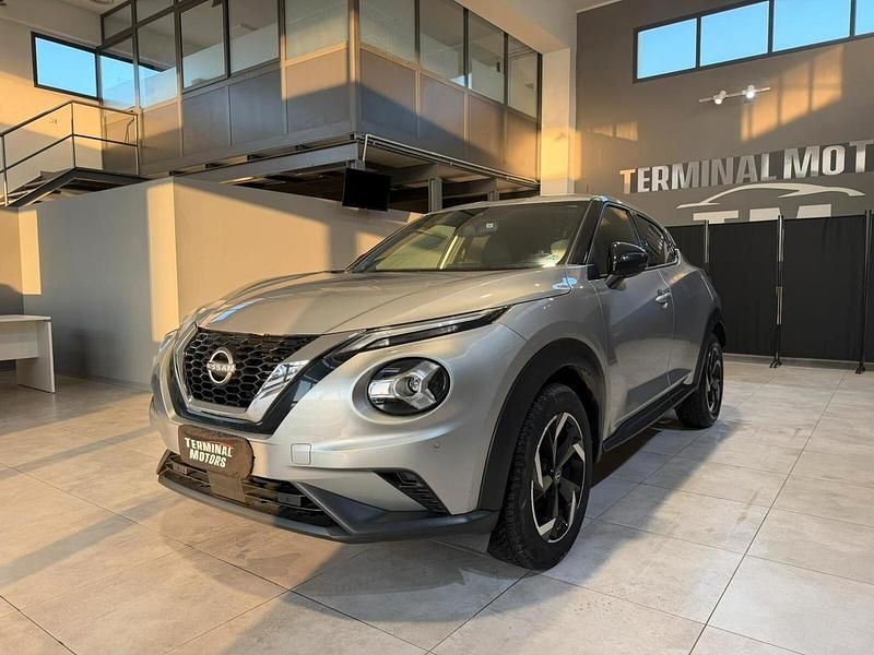 Usata Nissan Juke N-Connecta 114 CV (83 kW) 2023 Argento SUV