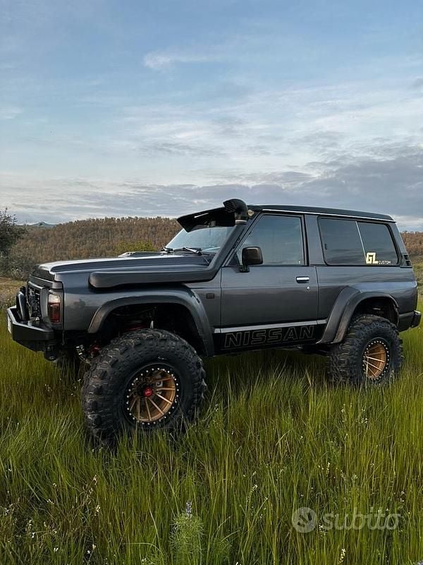 Usata Nissan Patrol 300 CV (220 kW) 1992 Grigio SUV