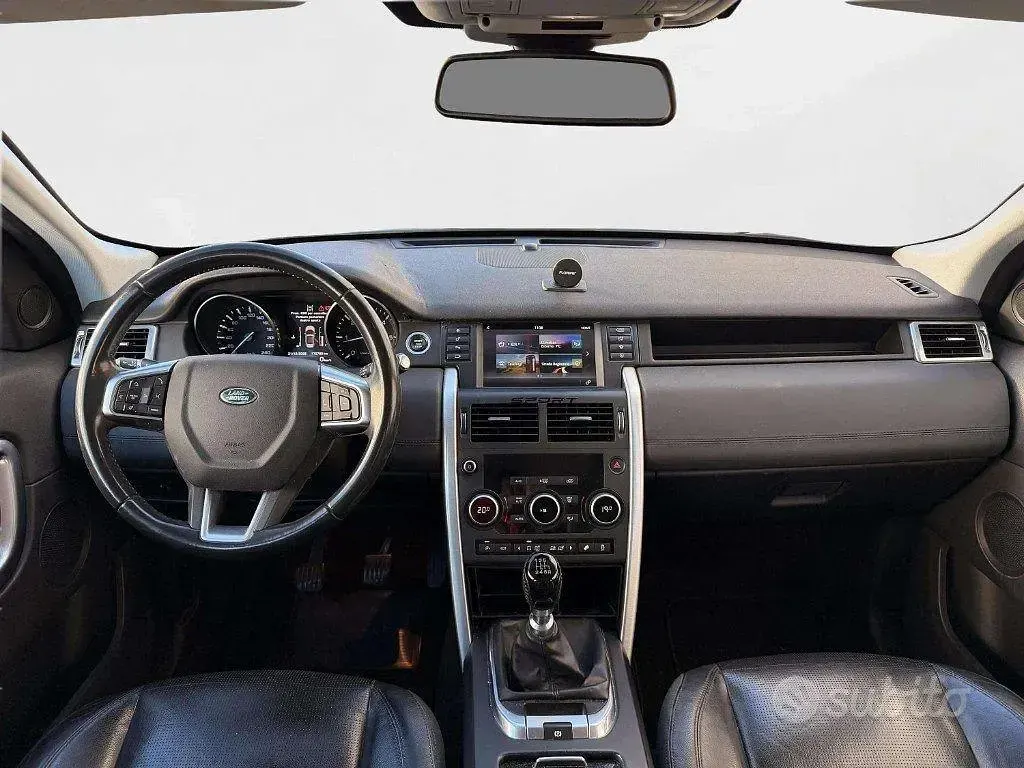 Usata Land Rover Discovery Sport SE 150 CV (110 kW) 2016 Grigio SUV