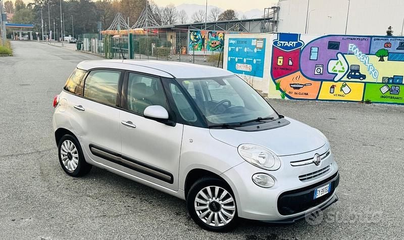 Grigio Usata 2014 Fiat 500L Monovolume | 5500 € (Super prezzo) - Immagine 1/4