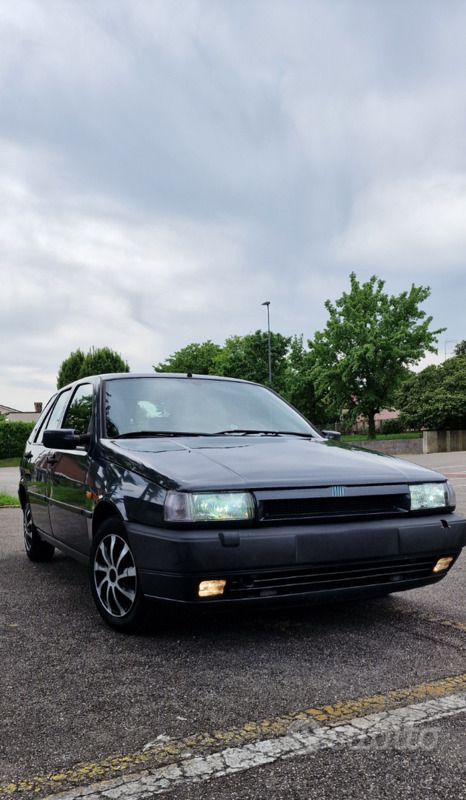 Usata Fiat Tipo 76 CV (55 kW) 1994 Nero Berlina