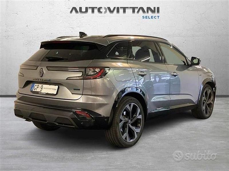 Usata Renault Austral Iconic 200 CV (147 kW) 2023 Grigio scuro SUV