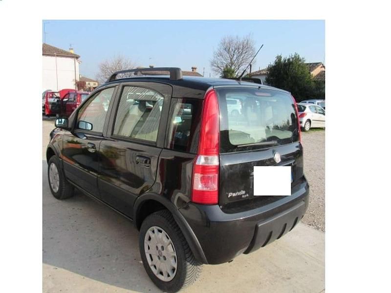 Usata Fiat Panda 4x4 Climbing 60 CV (44 kW) 2009 Nero Utilitaria