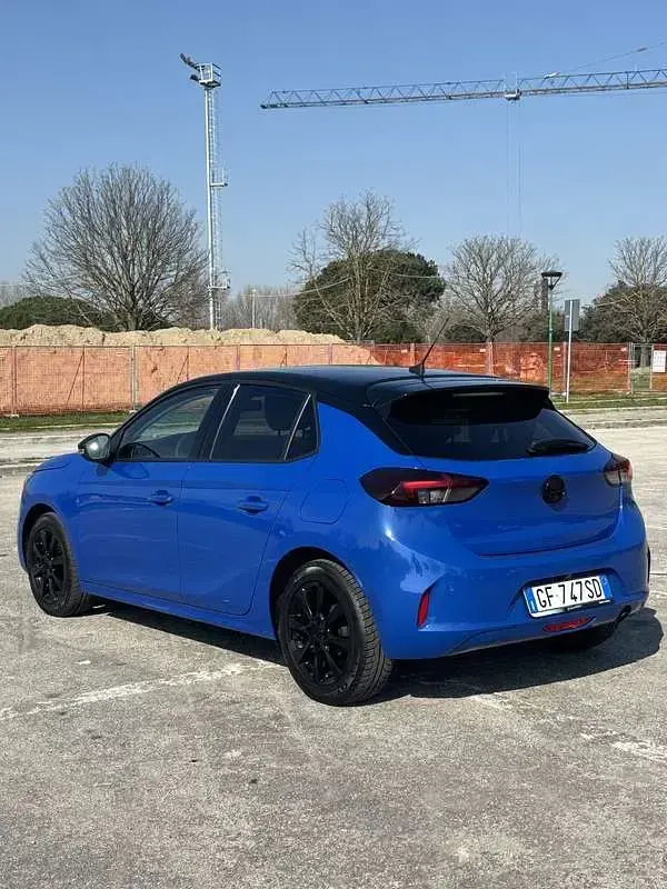 Usata Opel Corsa Edition 75 CV (55 kW) 2021 Blu/azzurro Utilitaria