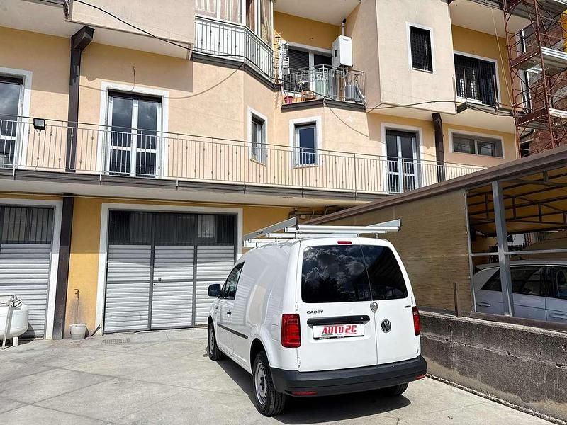 Usata VW Caddy 122 CV (89 kW) 2019 Bianco Monovolume