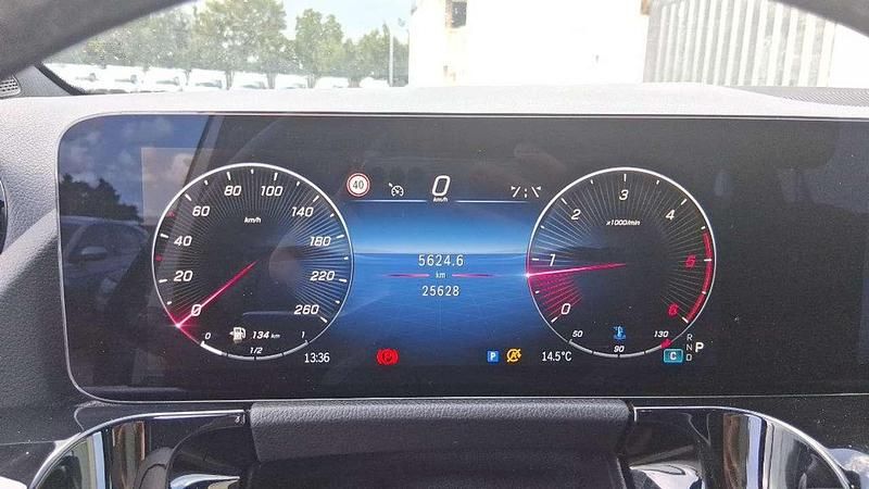 Usata Mercedes GLA200 Advanced Plus 150 CV (110 kW) 2023 Argento SUV