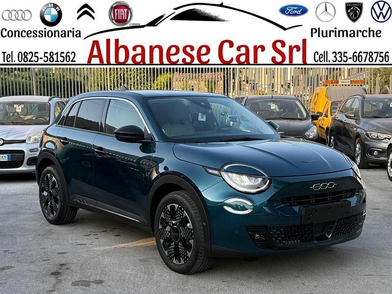 Usata Fiat 600 La Prima 101 CV (74 kW) 2024 Verde SUV