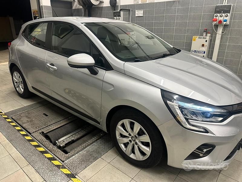 Usata Renault Clio V 85 CV (62 kW) 2021 Berlina